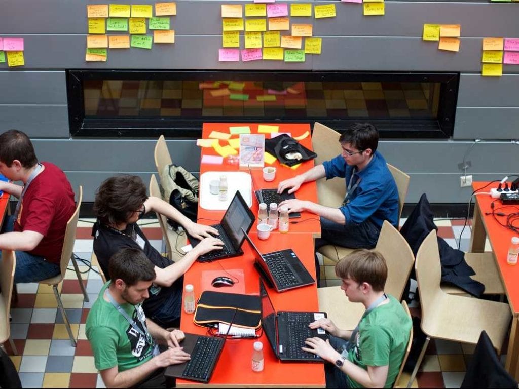 theres-a-new-way-to-land-a-job-in-tech-the-collegiate-hackathon